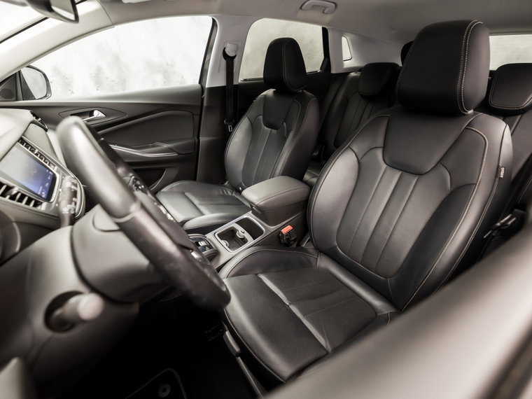 Vehicle Image 15