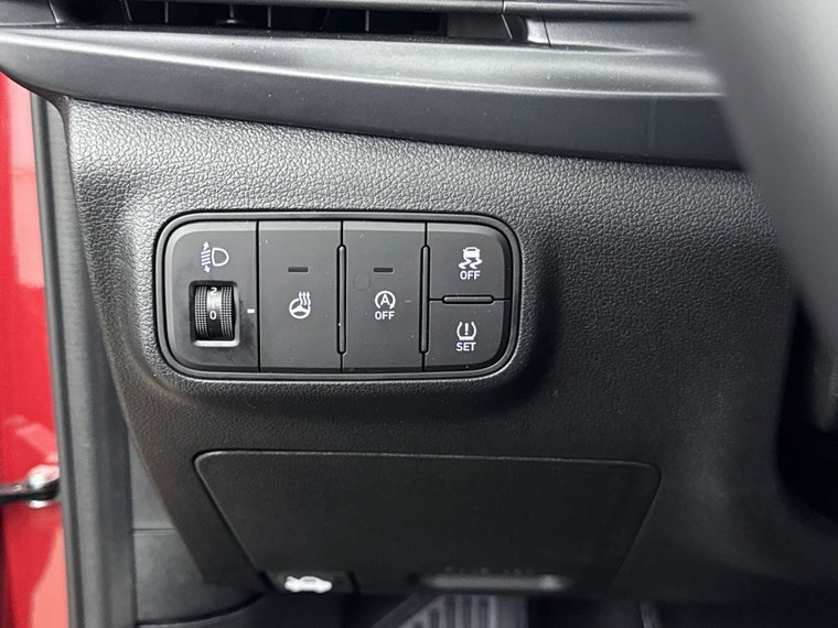 Vehicle Image 28