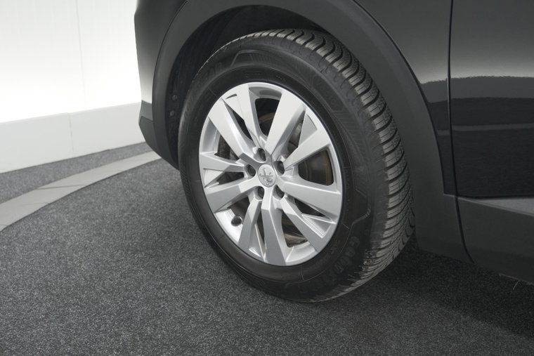 Vehicle Image 22