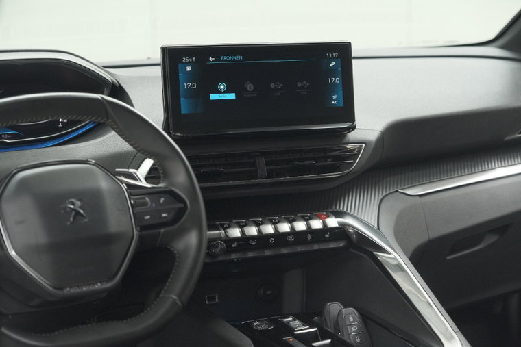 Vehicle Image 52