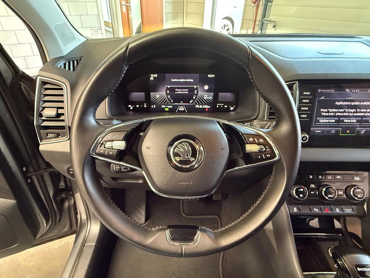 Vehicle Image 18