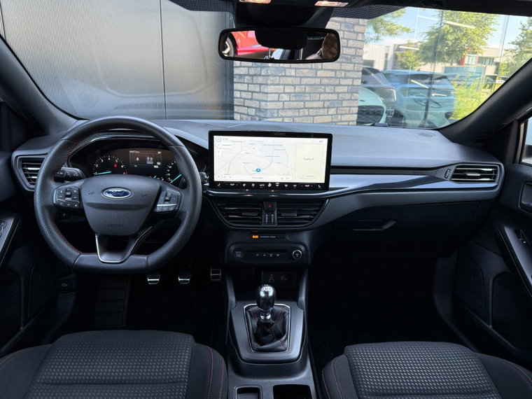 Vehicle Image 24