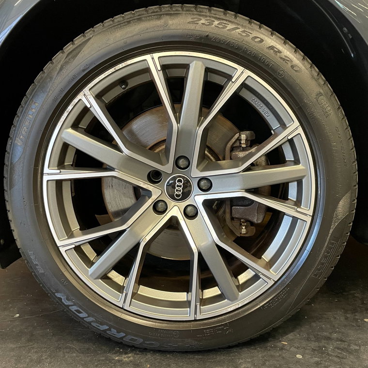 Vehicle Image 39