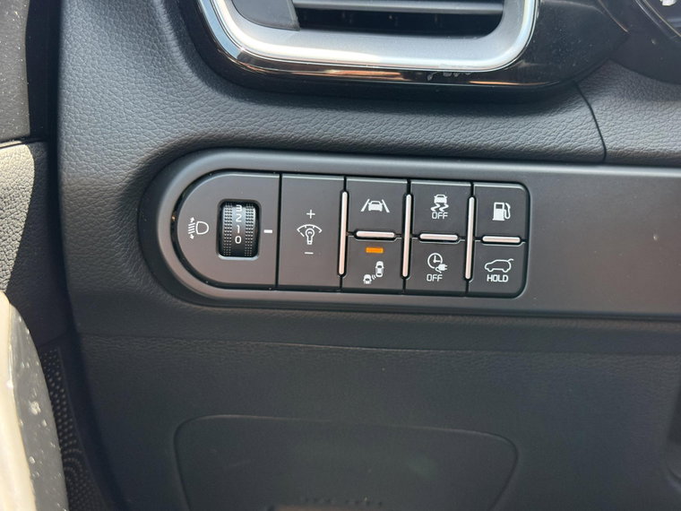 Vehicle Image 27