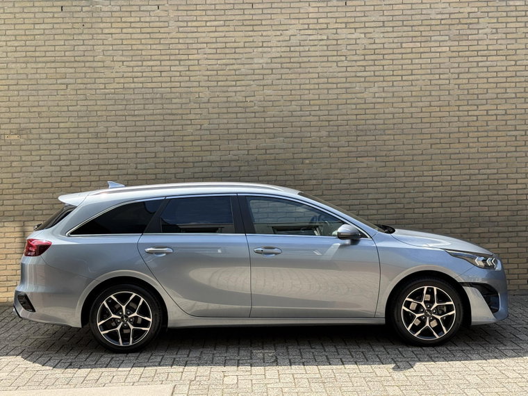 Vehicle Image 40