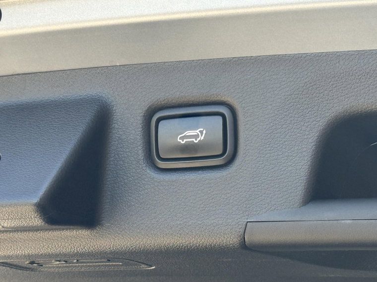 Vehicle Image 48