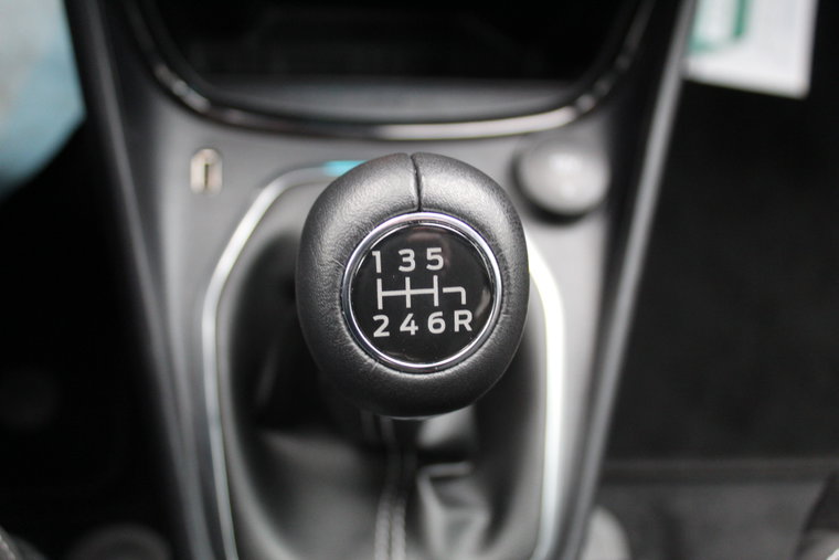 Vehicle Image 22