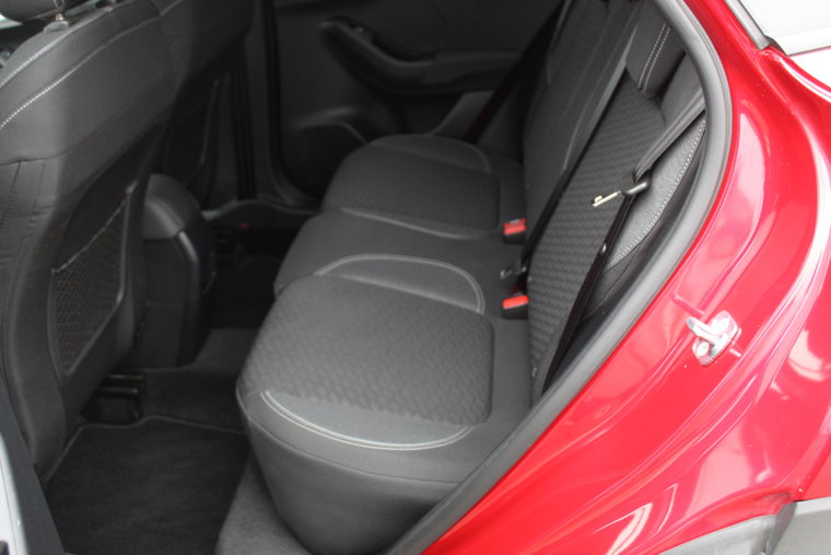Vehicle Image 25