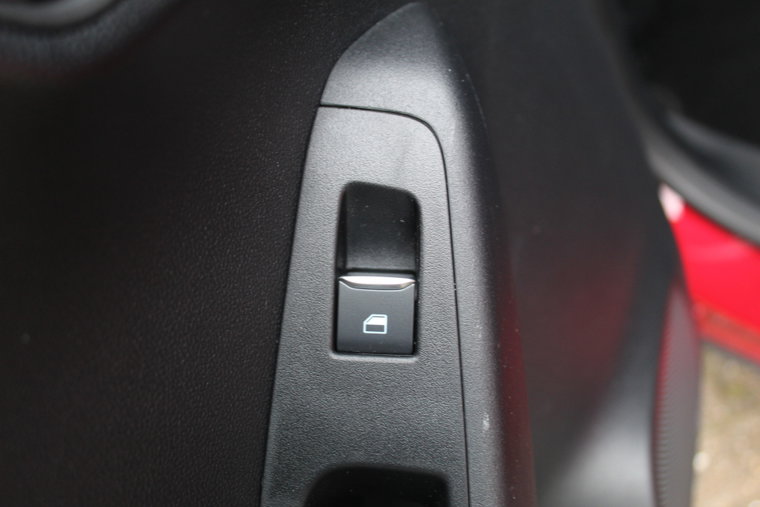 Vehicle Image 27