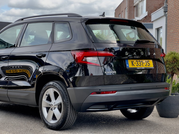 Vehicle Image 18