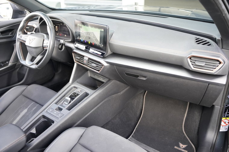 Vehicle Image 18
