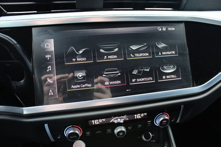 Vehicle Image 38