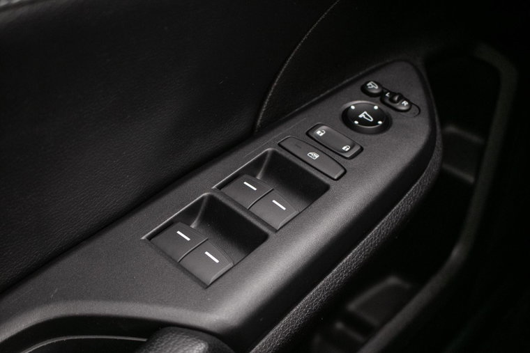 Vehicle Image 48