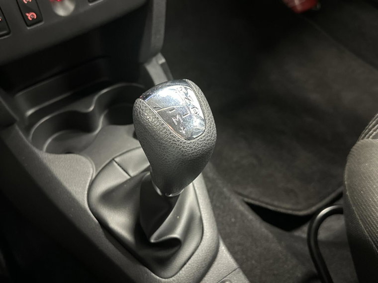 Vehicle Image 33