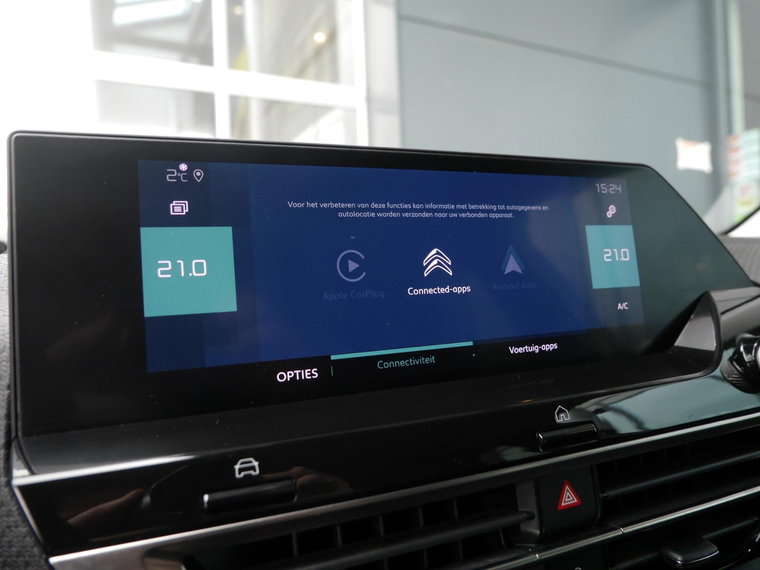Vehicle Image 28