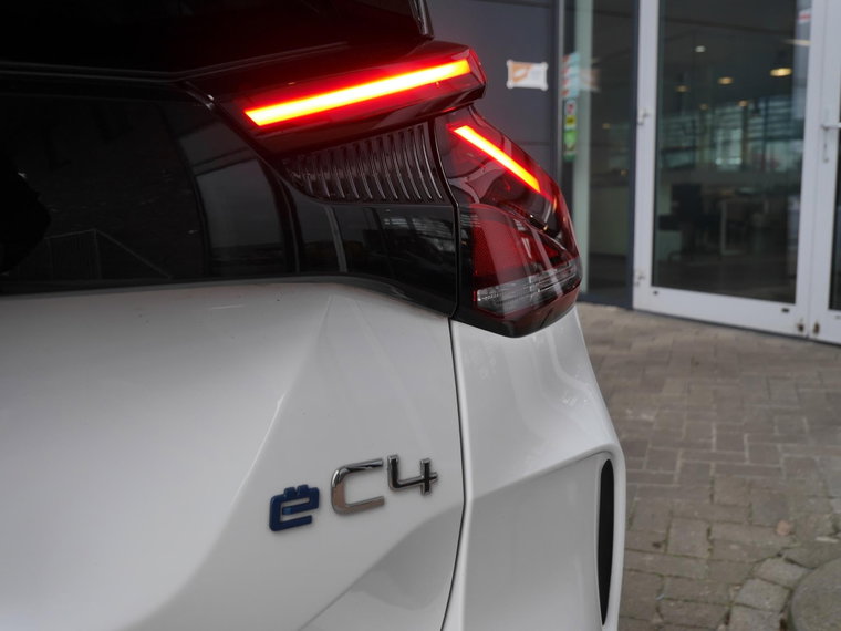 Vehicle Image 40