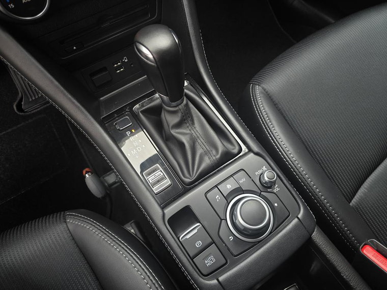 Vehicle Image 24