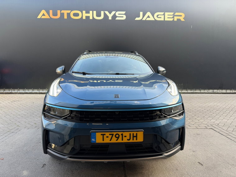 Vehicle Image 9