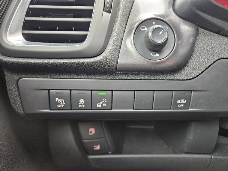 Vehicle Image 24