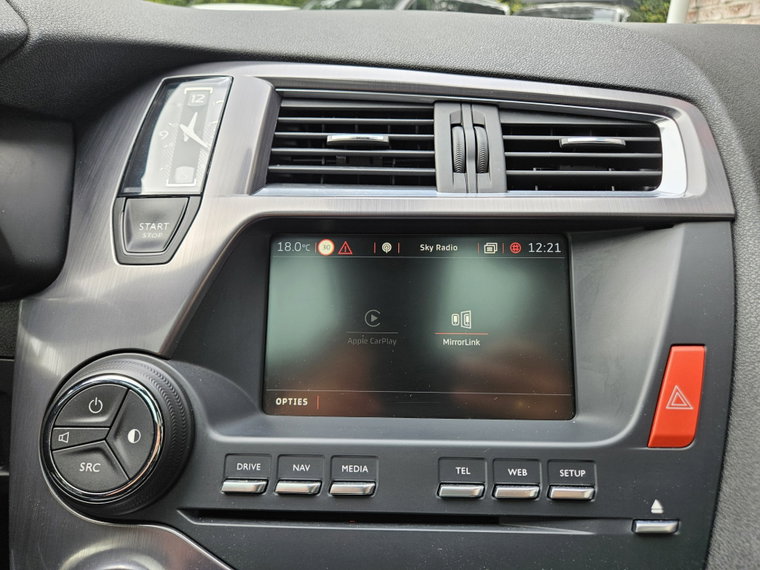Vehicle Image 36
