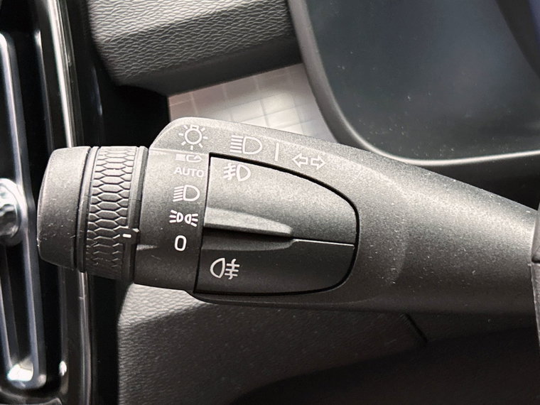 Vehicle Image 39