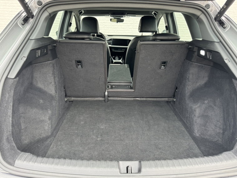 Vehicle Image 40