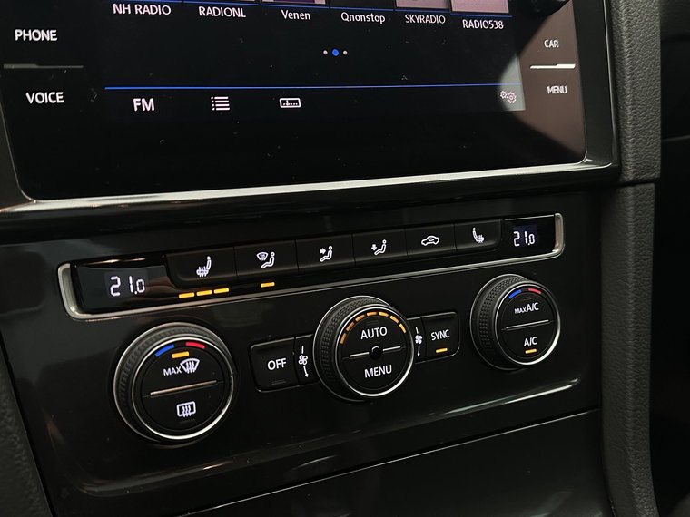 Vehicle Image 32