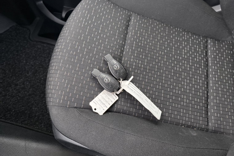 Vehicle Image 22
