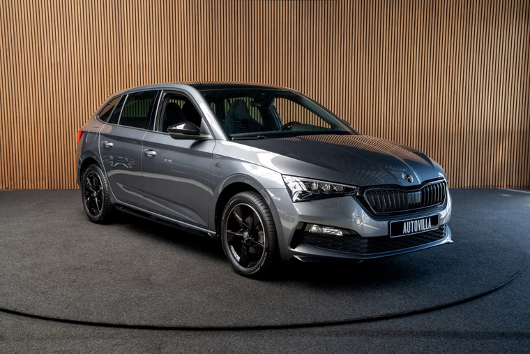 Vehicle Image 8