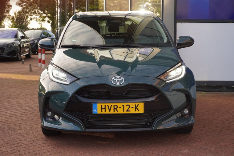Vehicle Image 16