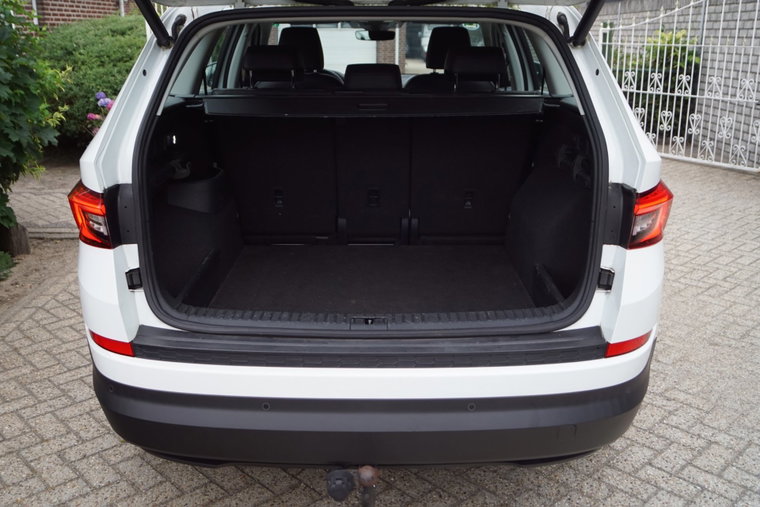 Vehicle Image 35