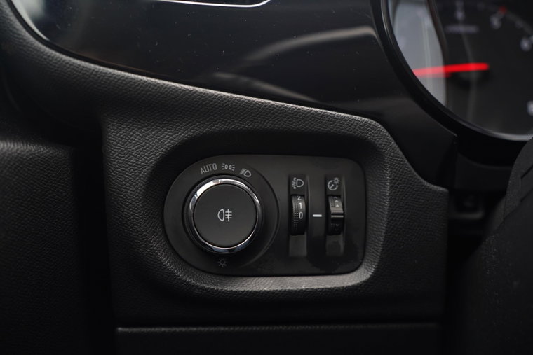 Vehicle Image 42