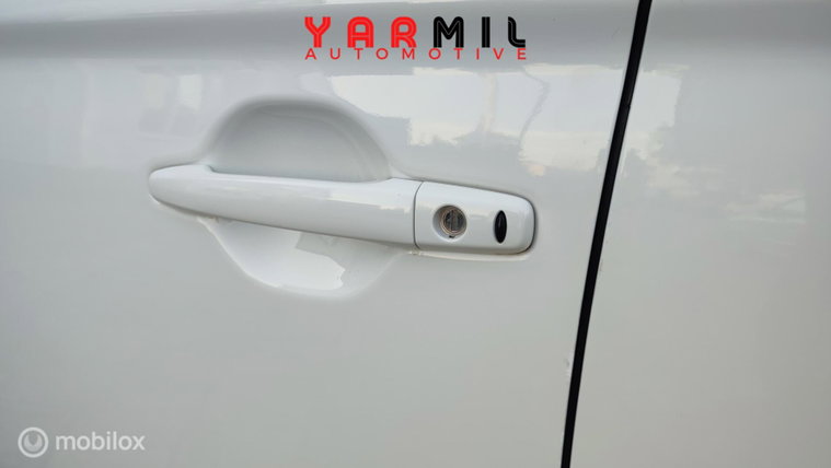 Vehicle Image 39