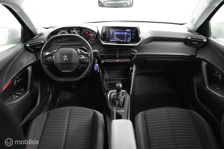 Vehicle Image 22