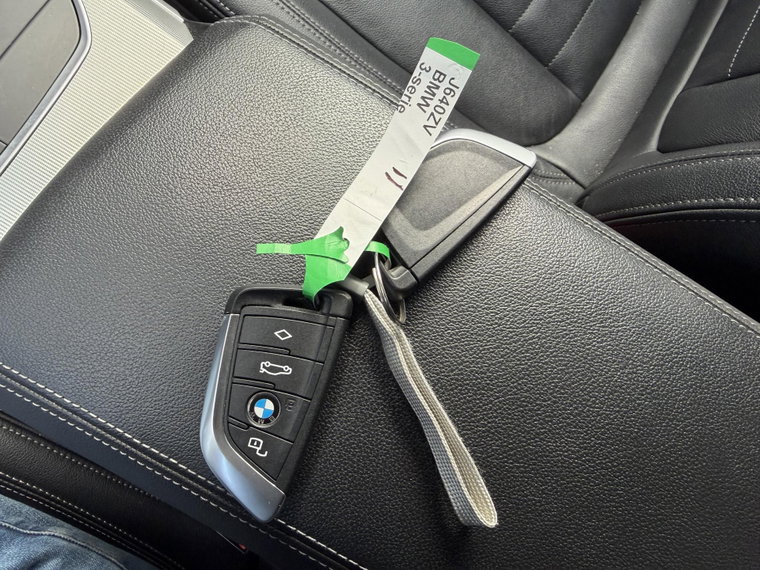 Vehicle Image 28