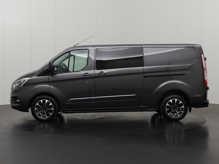 Vehicle Image 12