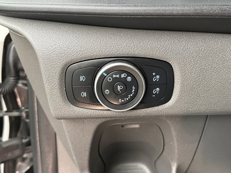 Vehicle Image 24