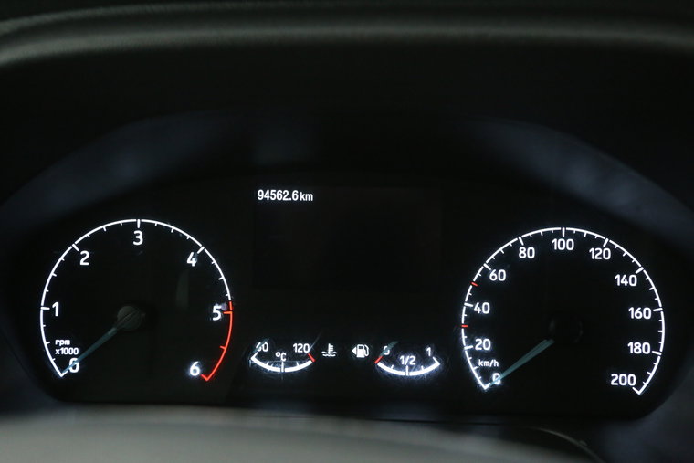 Vehicle Image 12