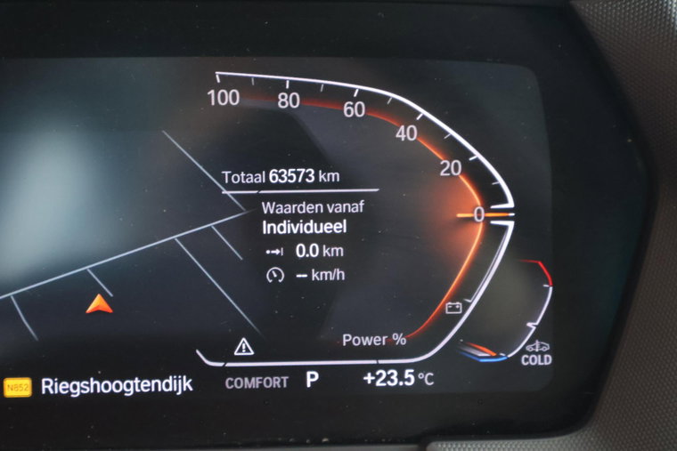 Vehicle Image 33