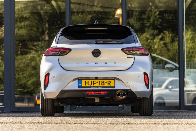 Vehicle Image 11