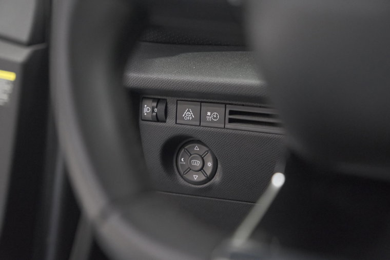Vehicle Image 26