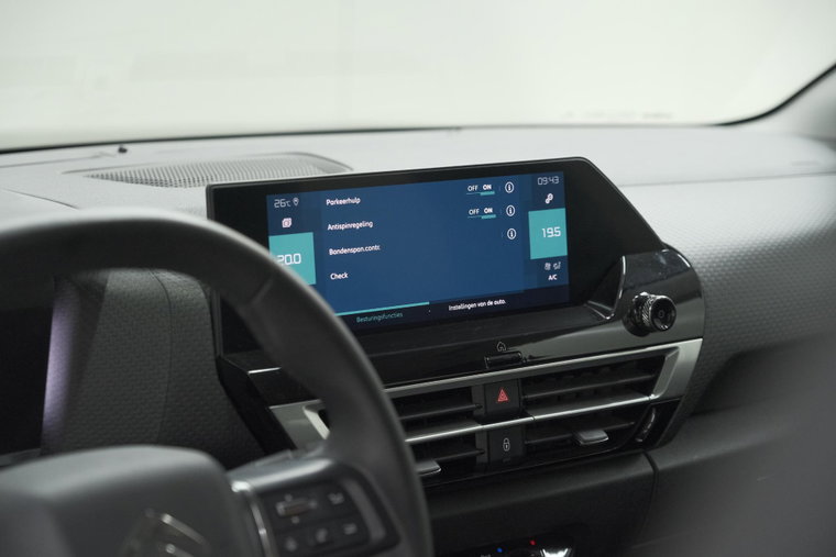 Vehicle Image 35