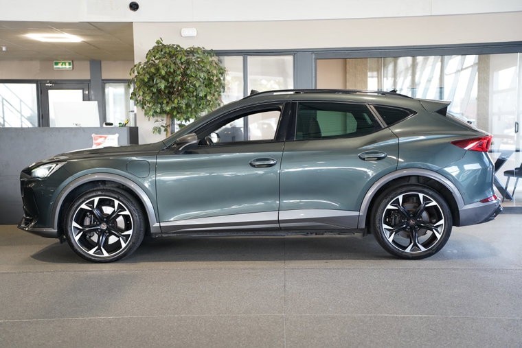 Vehicle Image 21
