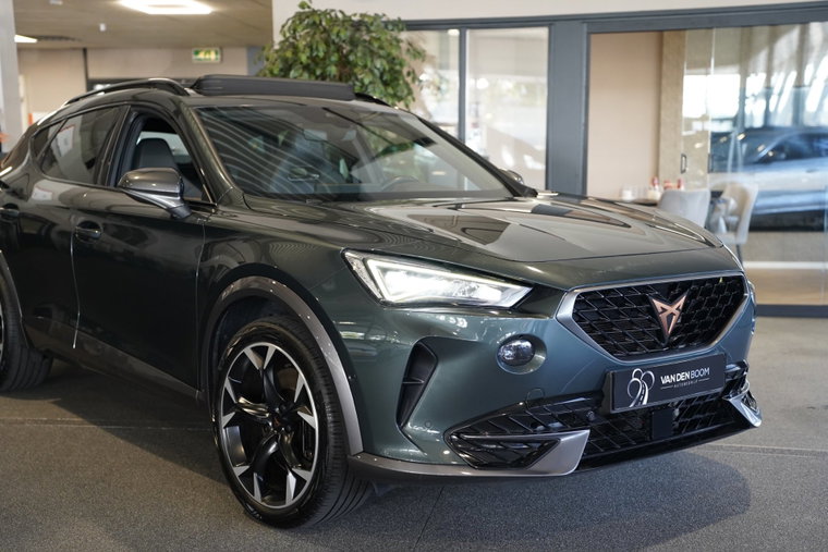 Vehicle Image 9