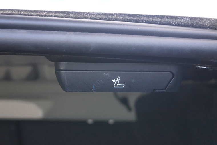 Vehicle Image 39
