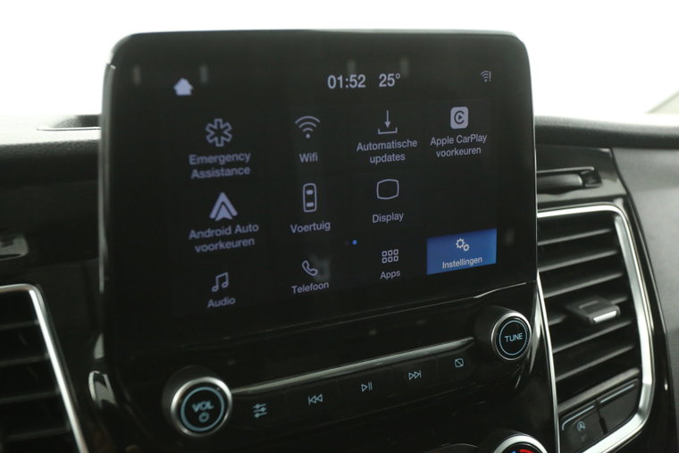 Vehicle Image 18