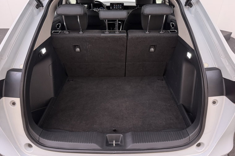 Vehicle Image 13