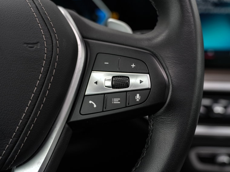 Vehicle Image 40