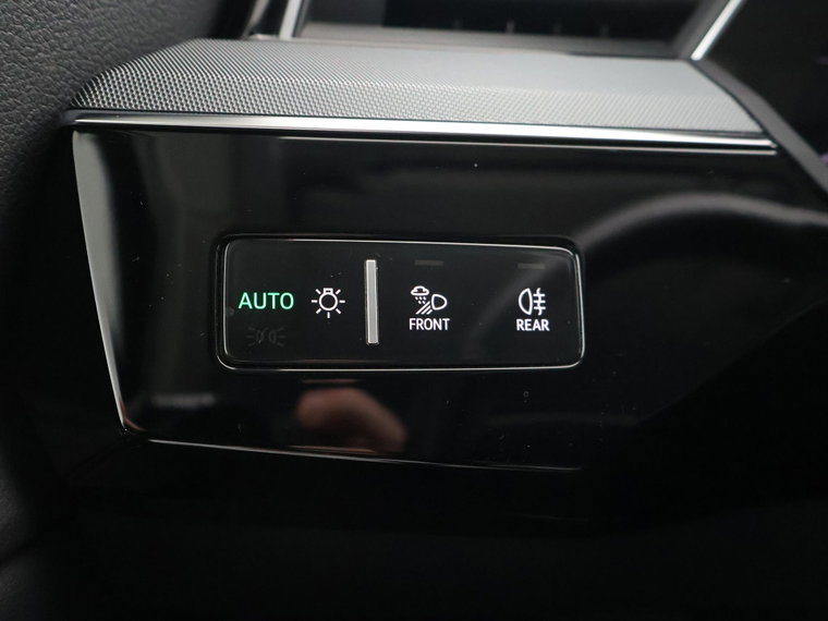 Vehicle Image 45