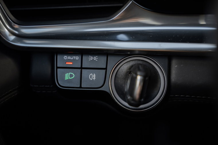 Vehicle Image 32